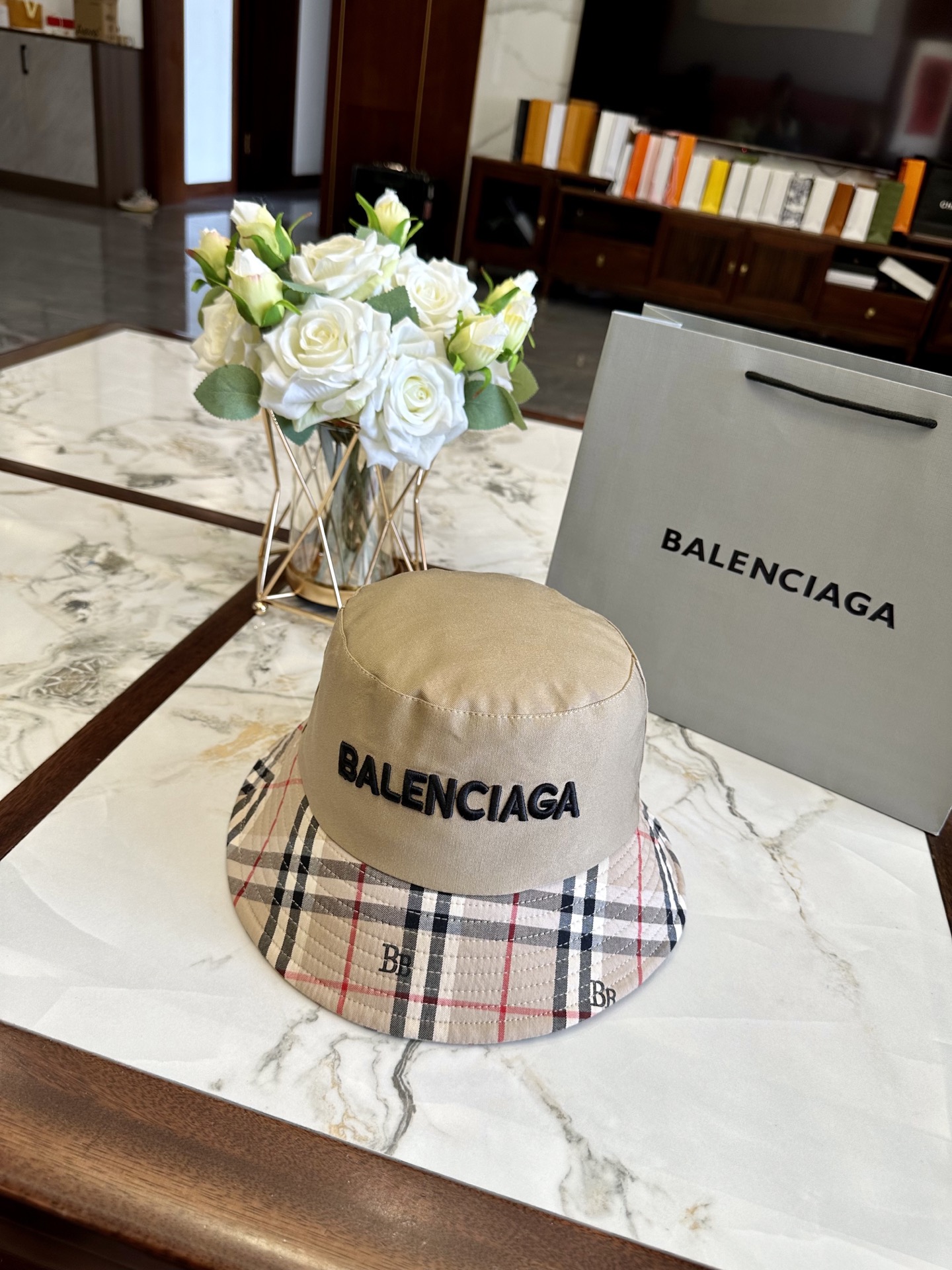 balenciaga  hat model 33